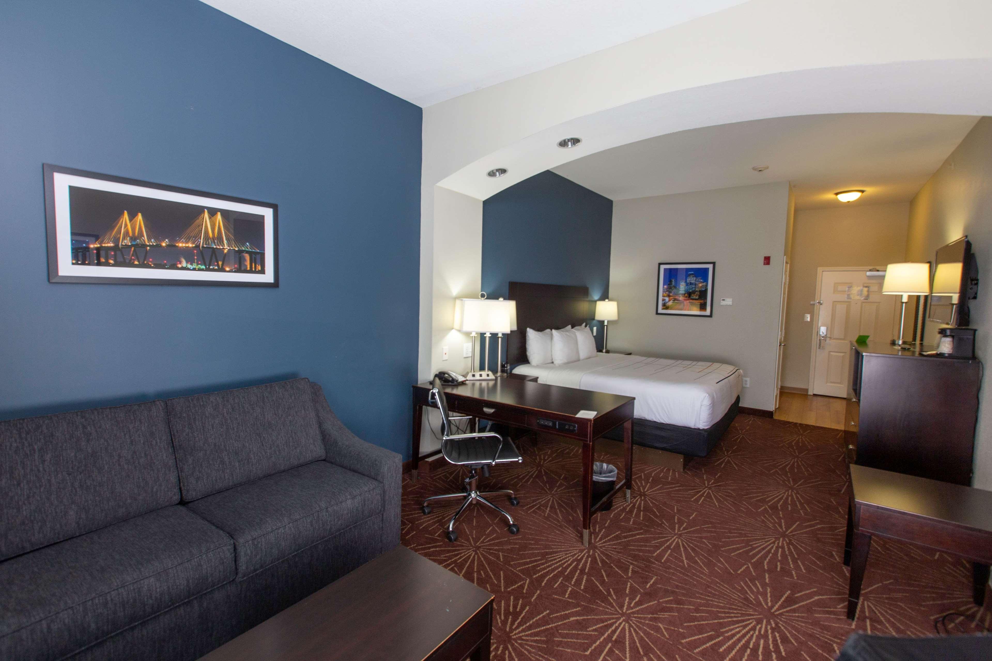 La Quinta By Wyndham Houston East At Normandy Hotell Eksteriør bilde