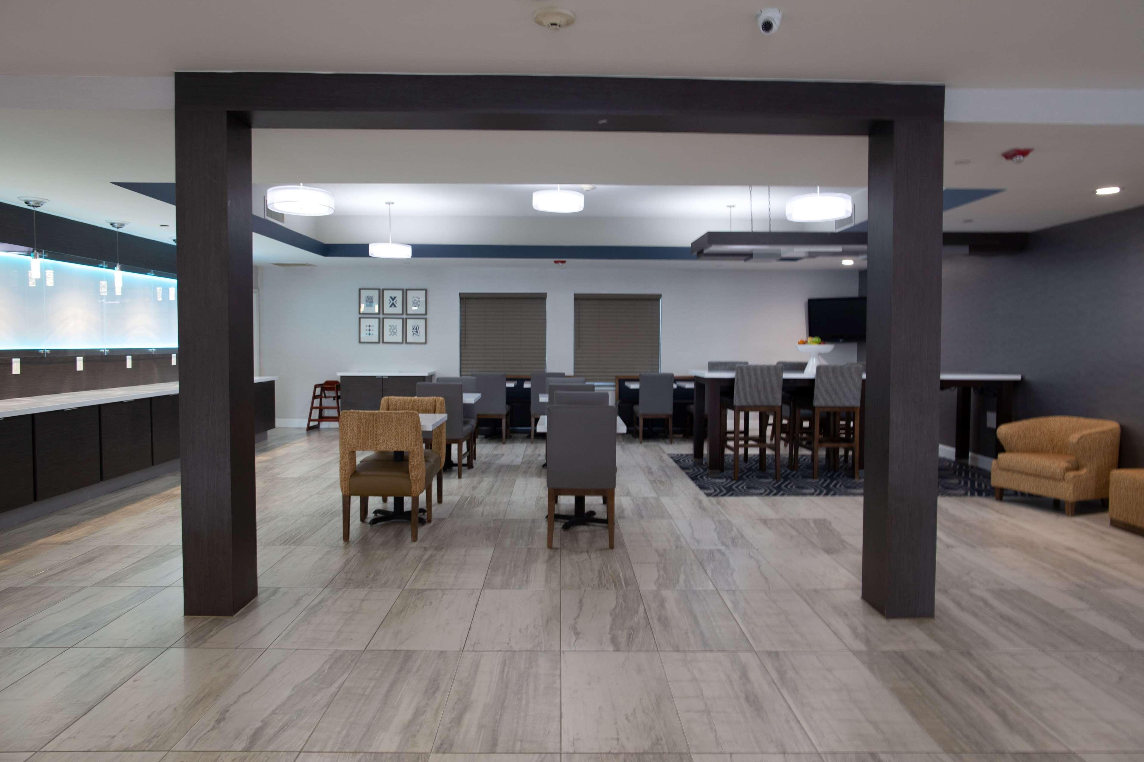 La Quinta By Wyndham Houston East At Normandy Hotell Eksteriør bilde